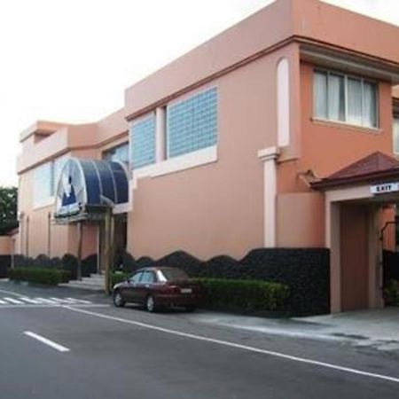 Alicia Hotel & Restaurant Legazpi Exterior photo