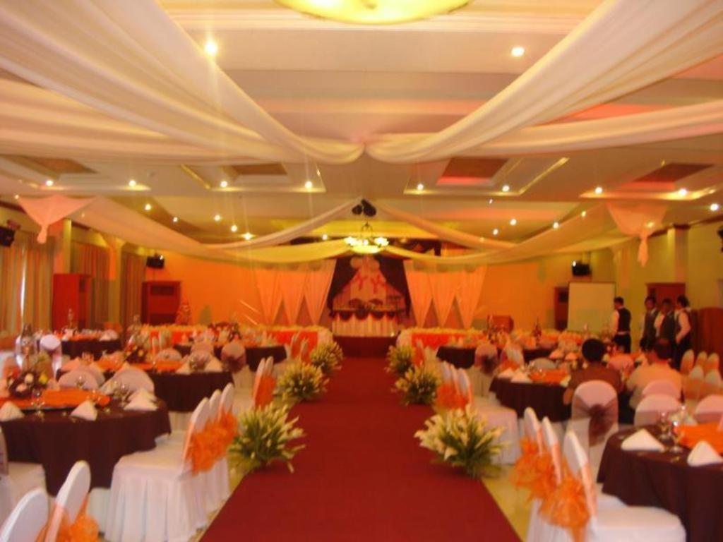 Alicia Hotel & Restaurant Legazpi Exterior photo
