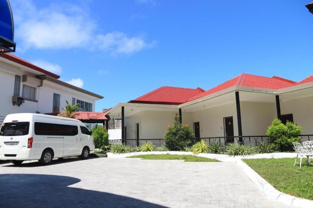Alicia Hotel & Restaurant Legazpi Exterior photo