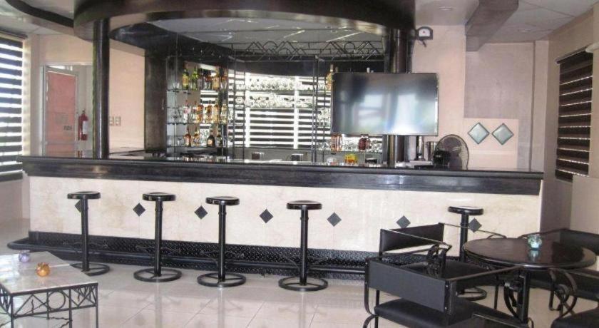 Alicia Hotel & Restaurant Legazpi Exterior photo